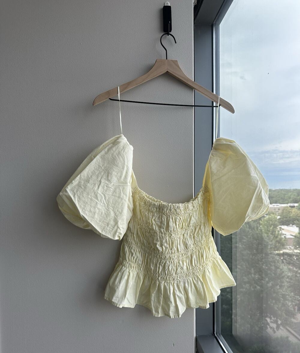 ASTR the Label Yellow Smocked Puff Sleeve Square Neck Blouse Women's L